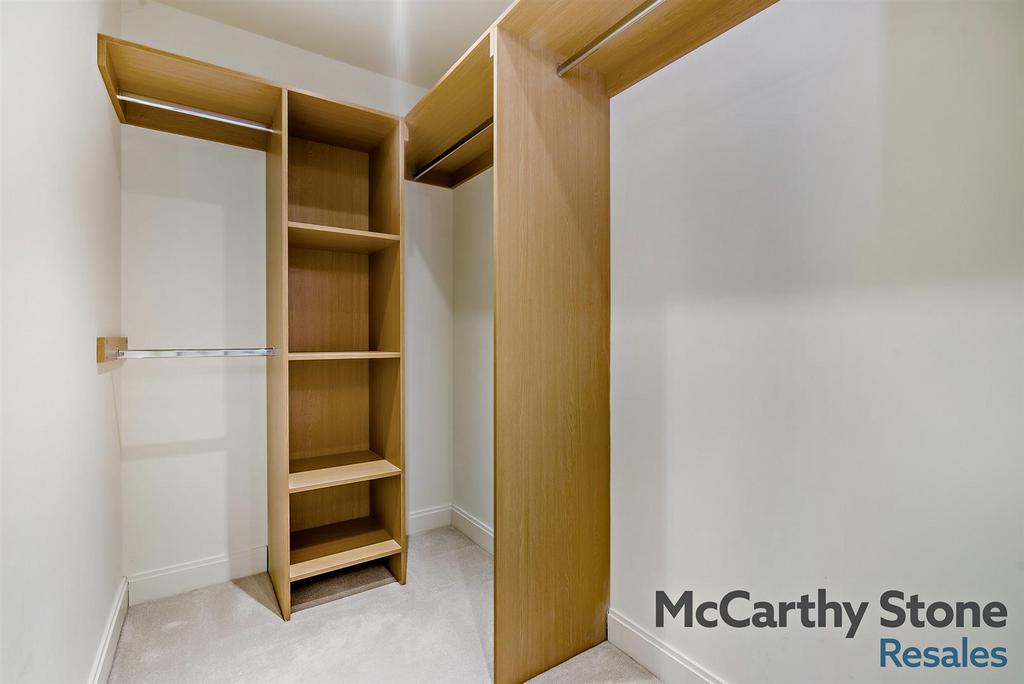 8669184-interior10-800.jpg