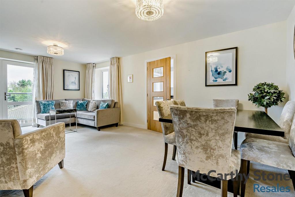 8669184-interior06-800.jpg