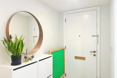 2 bedroom flat to rent, Valentine House, Fulham, London, SW6