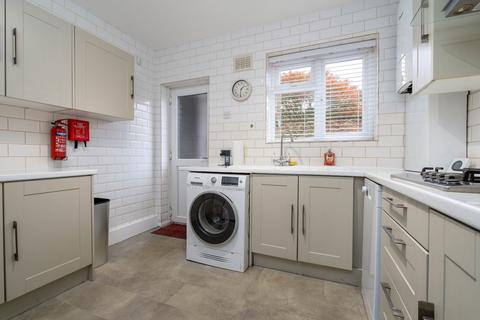 3 bedroom flat for sale, Brooklands Road, Sale, M33