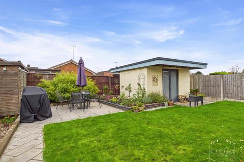 3 bedroom detached bungalow for sale, Walney Close, Hinckley