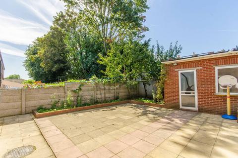 undefined, Wellington Road, Forest Gate, London, E7