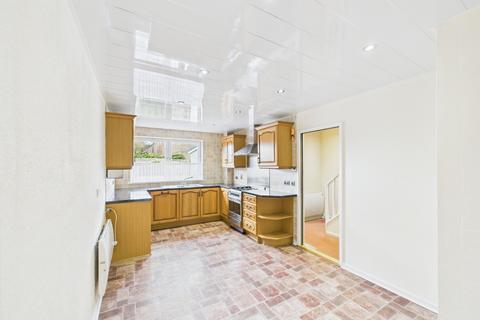 Harlech Close, Bransholme, Hull, HU7 5DB