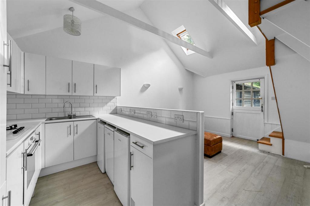 Annexe 2 Kitchen