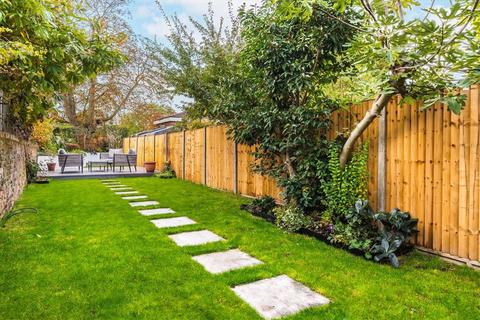 undefined, Lansdowne Way, London SW8
