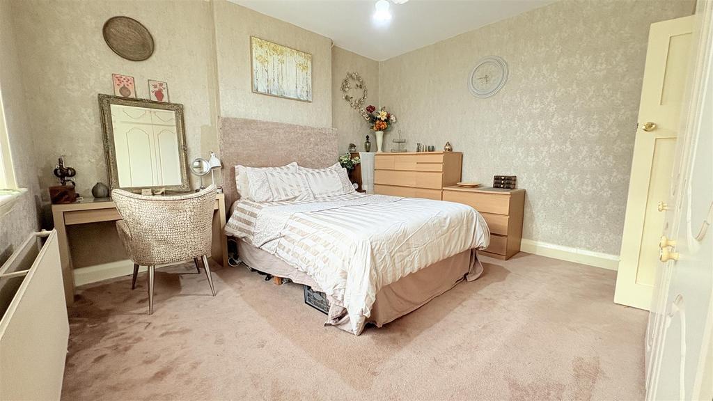 Bedroom One (Primary Bedroom)