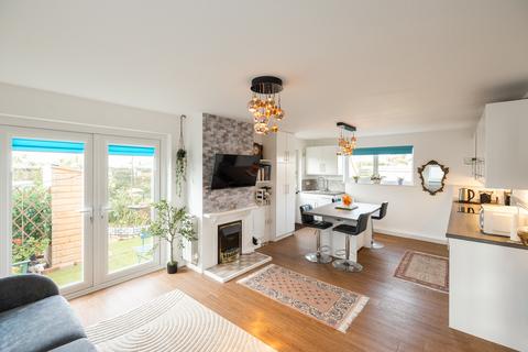 1 bedroom semi-detached bungalow for sale, Lowlands Road, St. Sampson, Guernsey