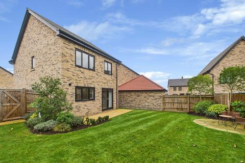 undefined, Meadow Drive, Oundle, PE8