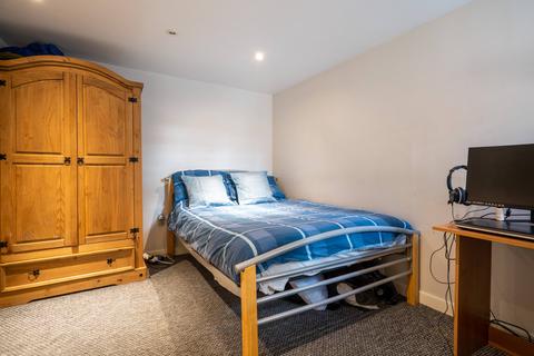 undefined, West Parade, Lincoln, LN1 1QL 26/27 Academic Year