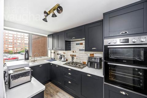 2 bedroom flat for sale, Eaton Road, Hove, BN3