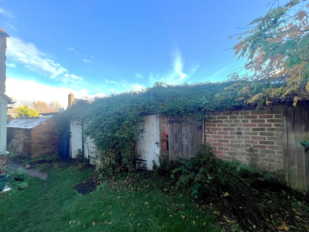 Shed