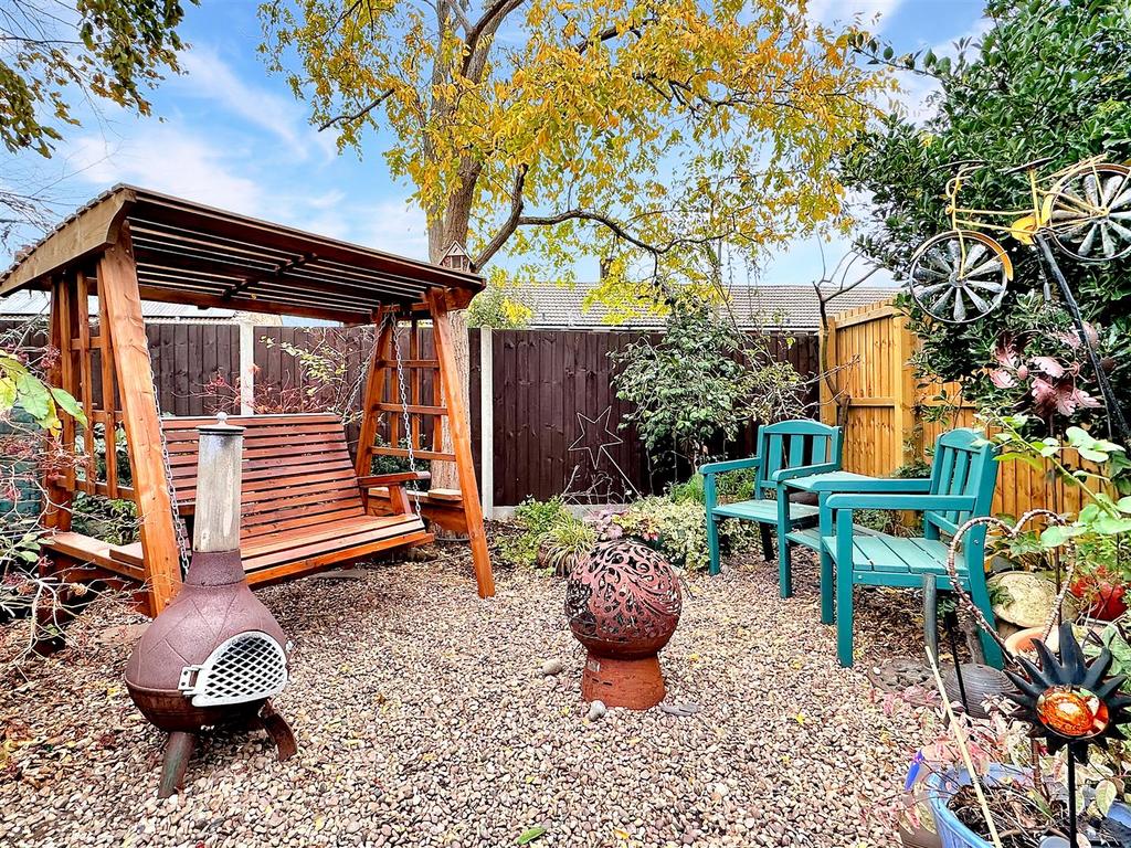 Private Enclosed Garden 614