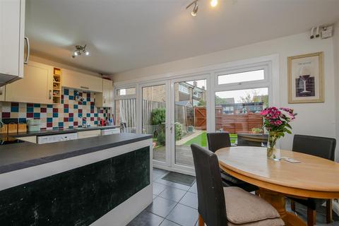 undefined, Laurel Close, Chalgrove OX44