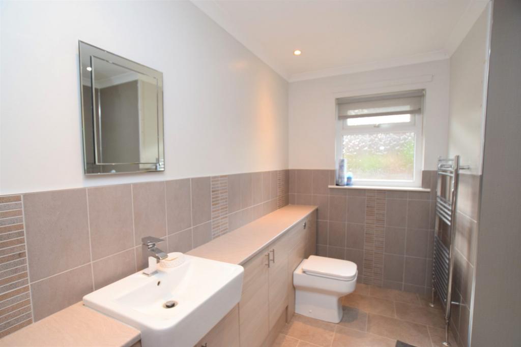 11 Makbrar’s Neuk, Dumfries, DG1 4 XB - Grieve Gr