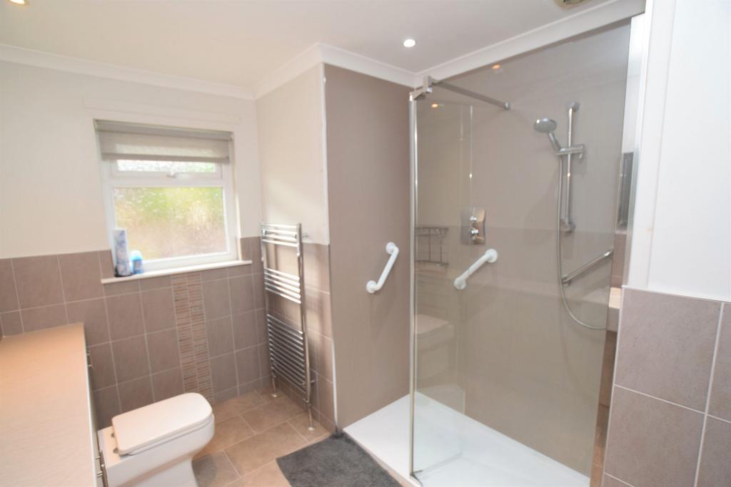 11 Makbrar’s Neuk, Dumfries, DG1 4 XB - Grieve Gr