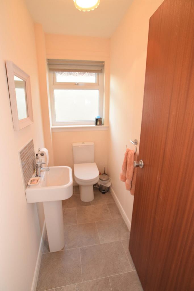 11 Makbrar’s Neuk, Dumfries, DG1 4 XB - Grieve Gr