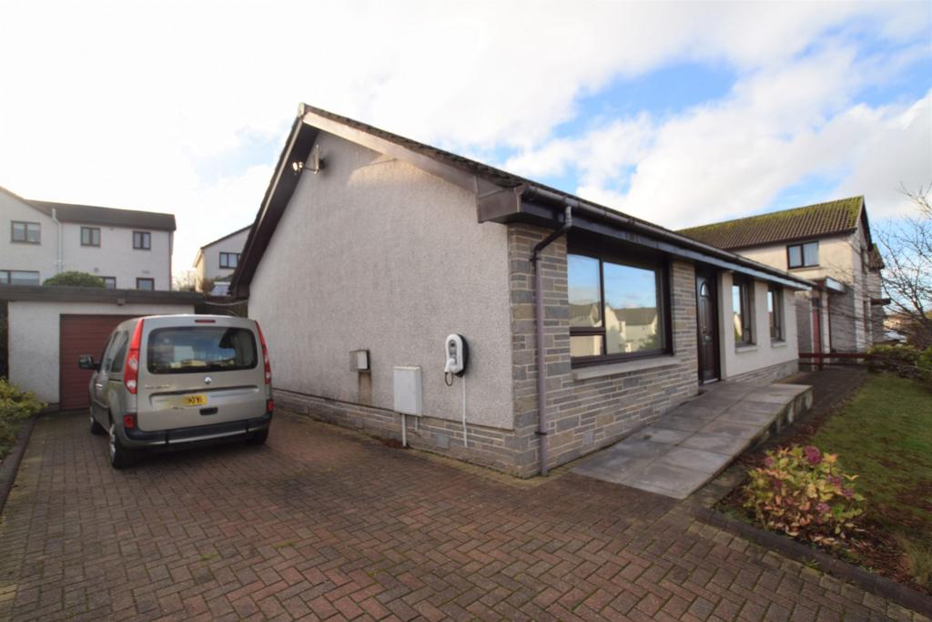 11 Makbrar’s Neuk, Dumfries, DG1 4 XB - Grieve Gr