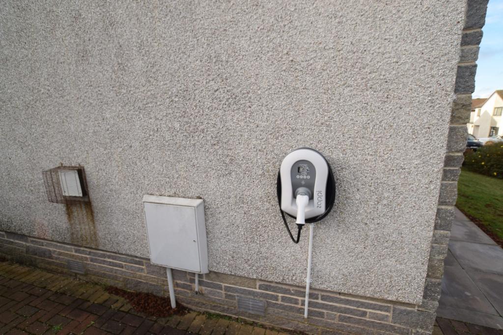 11 Makbrar’s Neuk, Dumfries, DG1 4 XB - Grieve Gr
