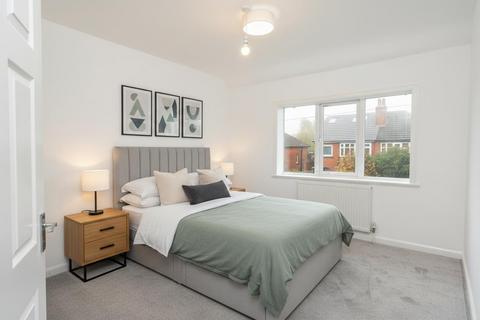 4 bedroom semi-detached house for sale, Lea Farm Grove, Leeds LS5