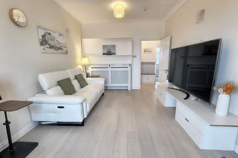 2 bedroom flat for sale, Dale Road, Llandudno, LL30 2BG
