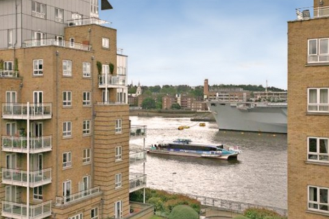 undefined, London E14