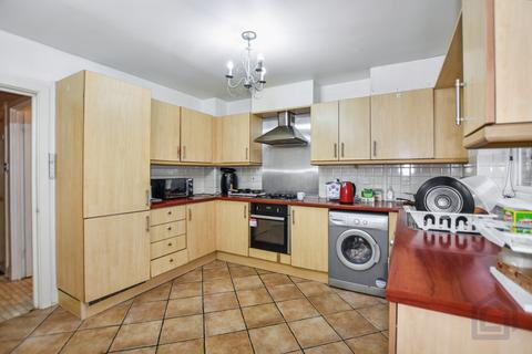 undefined, London E14