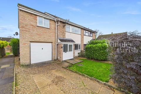 undefined, St Davids Close, Long Stratton