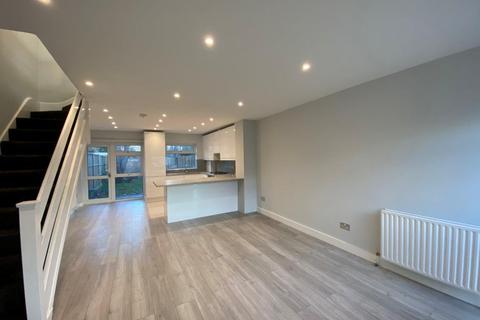 undefined, Moreton Avenue, Isleworth, TW7