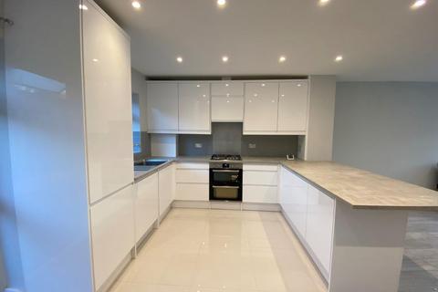 undefined, Moreton Avenue, Isleworth, TW7
