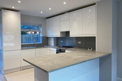 undefined, Moreton Avenue, Isleworth, TW7