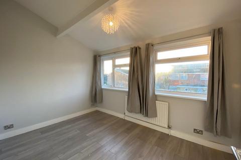 undefined, Moreton Avenue, Isleworth, TW7