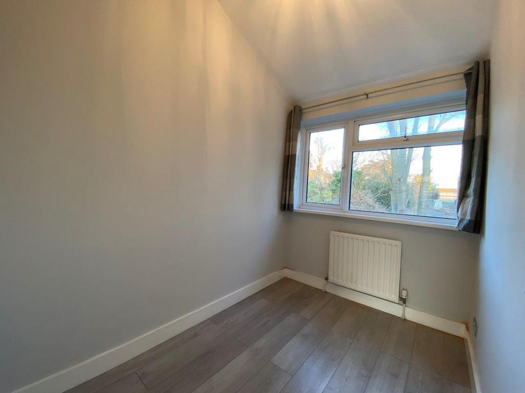 3rd bedroom.jpg