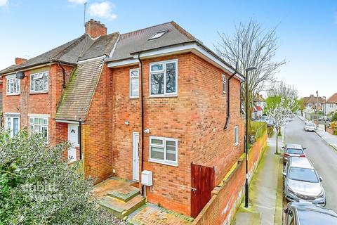 undefined, Bridle Road Croydon CR0