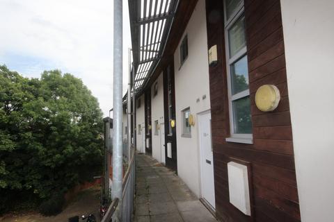 undefined, Windmill Road, Slough SL1