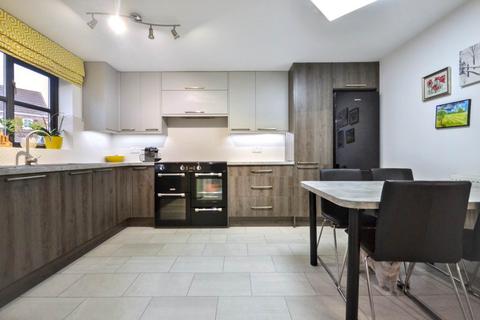 undefined, Walton Cardiff, Tewkesbury, Gloucestershire