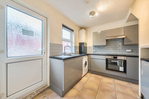 3 bedroom terraced house for sale, Aviary Place, Armley, Leeds, LS12