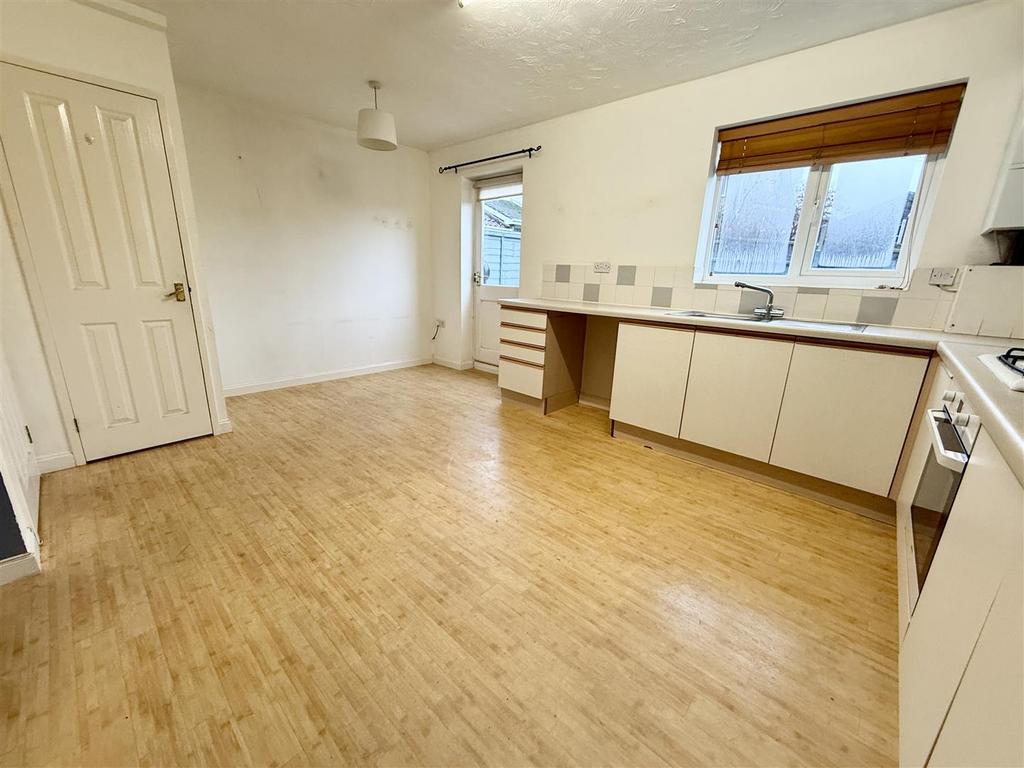 Kitchen dining