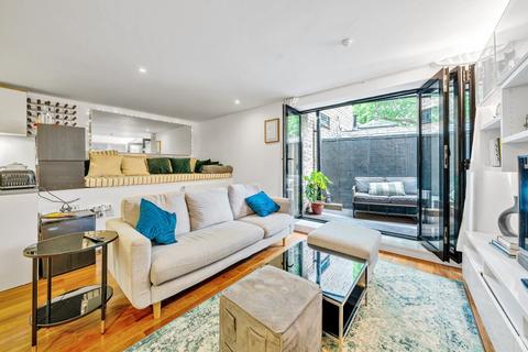 2 bedroom flat to rent, Wincott Street, Kennington, London, SE11