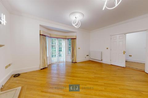 6 bedroom detached house for sale, Regents Drive, Woodford Green IG8