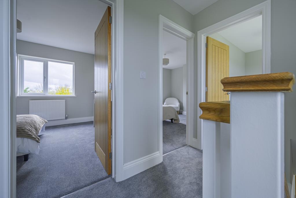 Landing - Ewe Move Swindon South