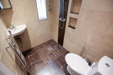 undefined, Adelaide Road, L7 8SQ,