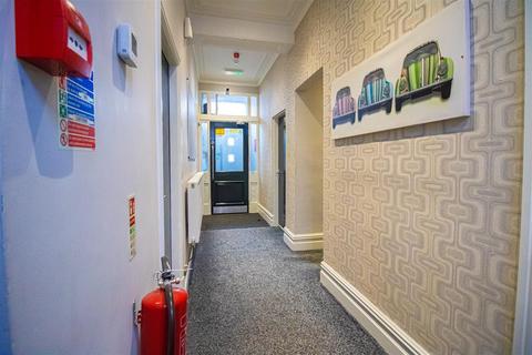 undefined, Spacious Double Room to Let on Villiers Street, Preston