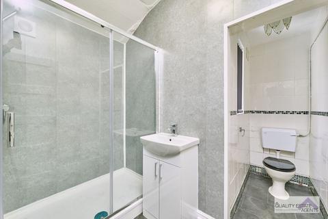1 bedroom in a house share to rent, Room 2, 17 Campbell Road, Stoke-on-Trent ST4