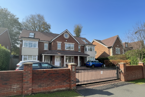 4 bedroom townhouse for sale, The Avenue, Northwood HA6