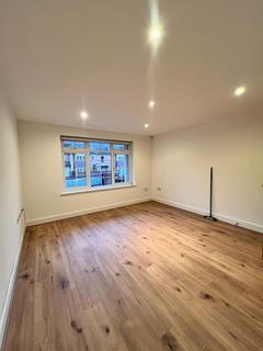 4 bedroom townhouse for sale, The Avenue, Northwood HA6