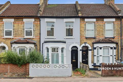 Cann Hall Road, Leytonstone E11