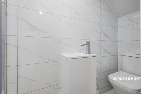 121 Cann Hall Road, London, E11 3NJ