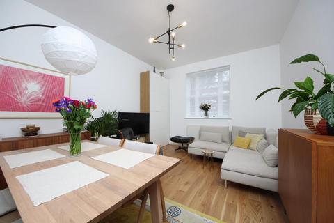 2 bedroom flat for sale, Mattock Lane, W5