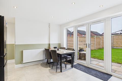 3 bedroom semi-detached house for sale, Millfields Way, Barrow-upon-humber, DN19 7SF