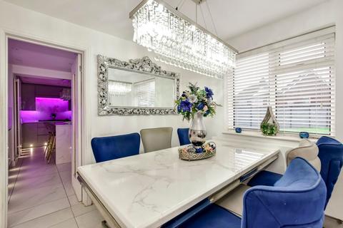 3 bedroom detached house for sale, Crossways, Hemel Hempstead, HP3